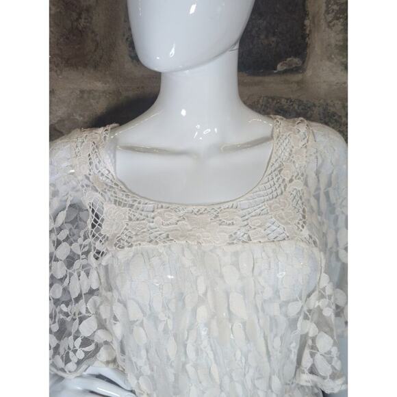 Derek Heart Top Sheer Lace Peplum Hem White Flutter Sleeve Woman's Size Medium - Picture 2 of 11